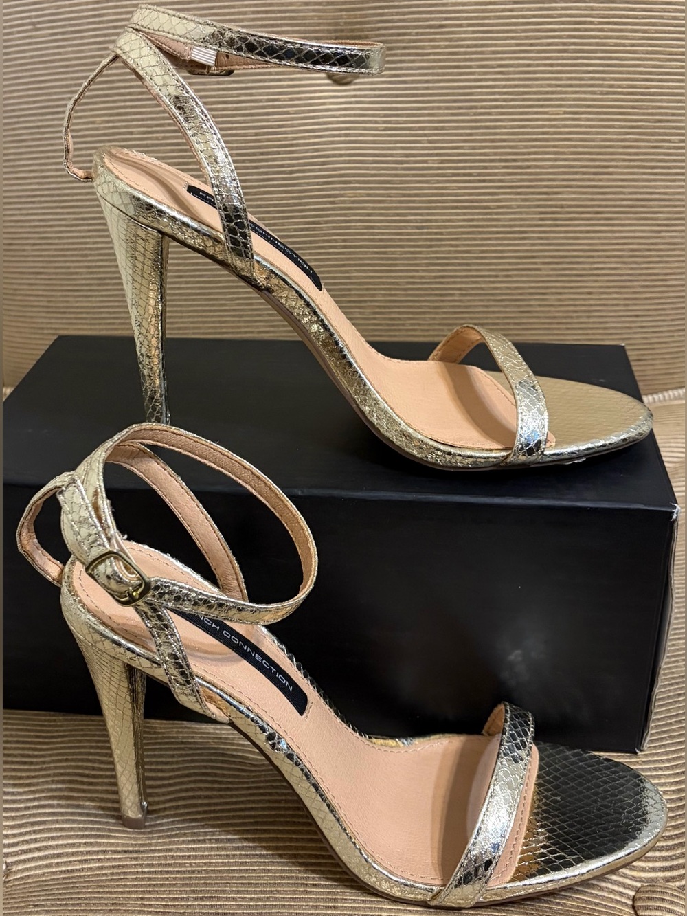 NWT French Connection Tessa Strappy Stiletto Heels in Champagne Gold - Size 7